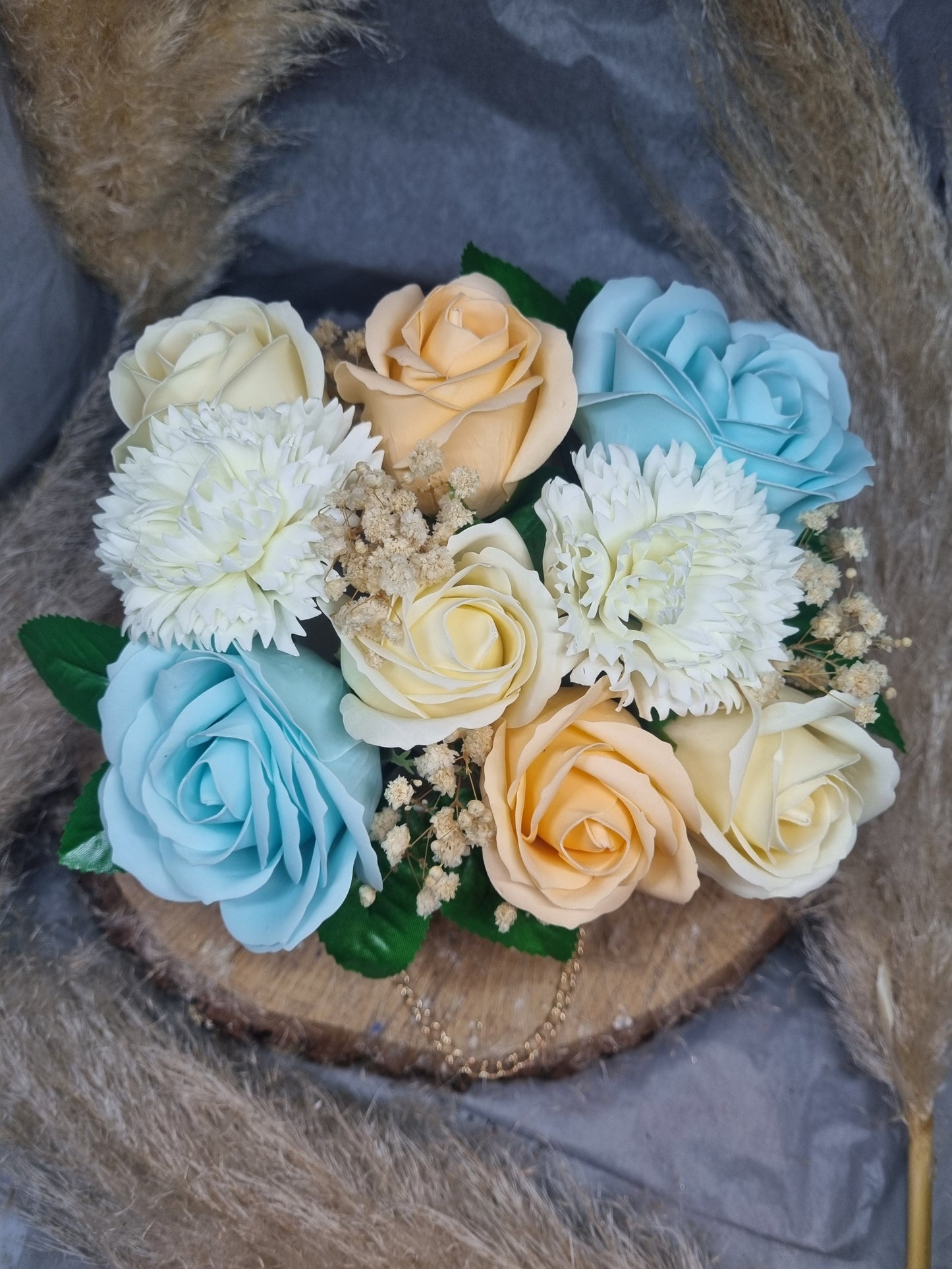 Composition Florale en savon Boîte Sac à Main Rose