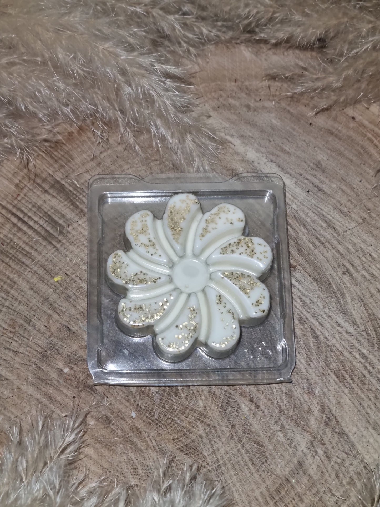 FONDANT CLAMSHELL MARGUERITE