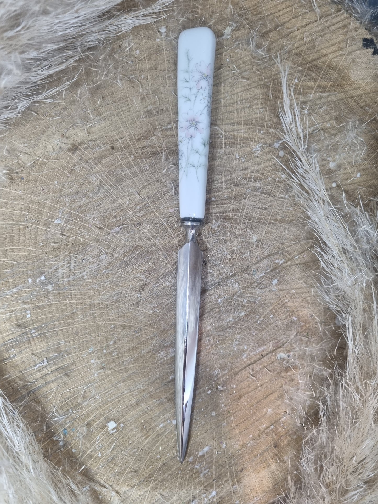 Coupe papier Ouvre lettre