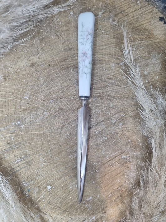 Coupe papier Ouvre lettre
