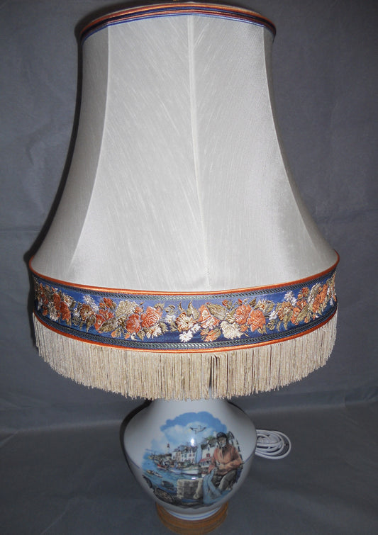 Lampe en Porcelaine avec abat-jour